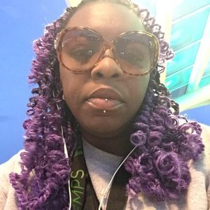 Meet your Posher, Tiffany